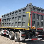 HOWO HW76 (8x4)